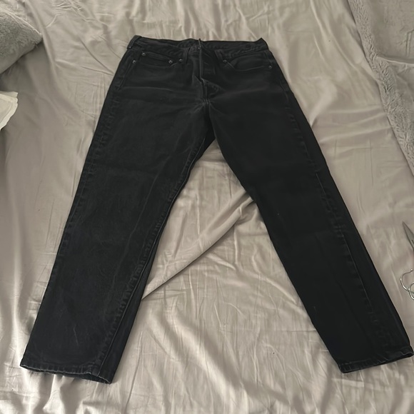 Levi’s black denim jeans - Picture 1 of 3